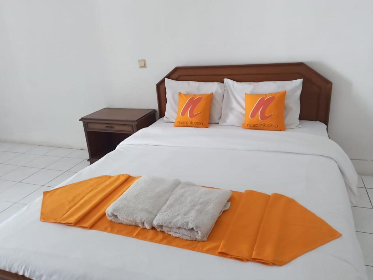Hotel Sanashtri By Shm Bonorejo Kültér fotó