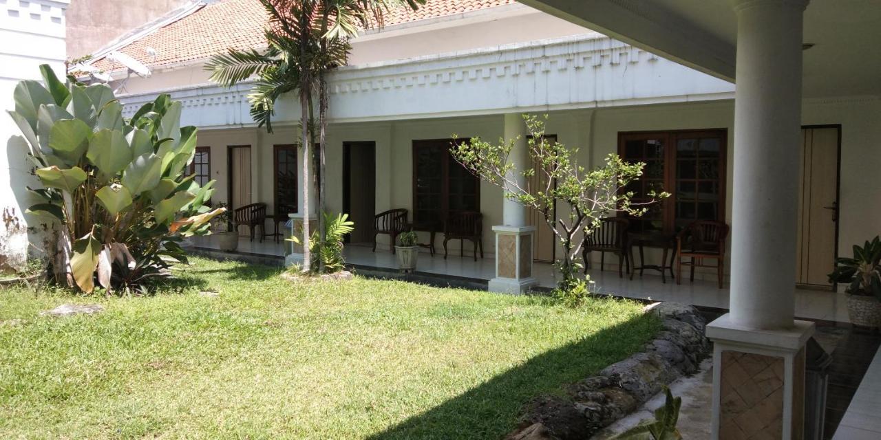 Hotel Sanashtri By Shm Bonorejo Kültér fotó