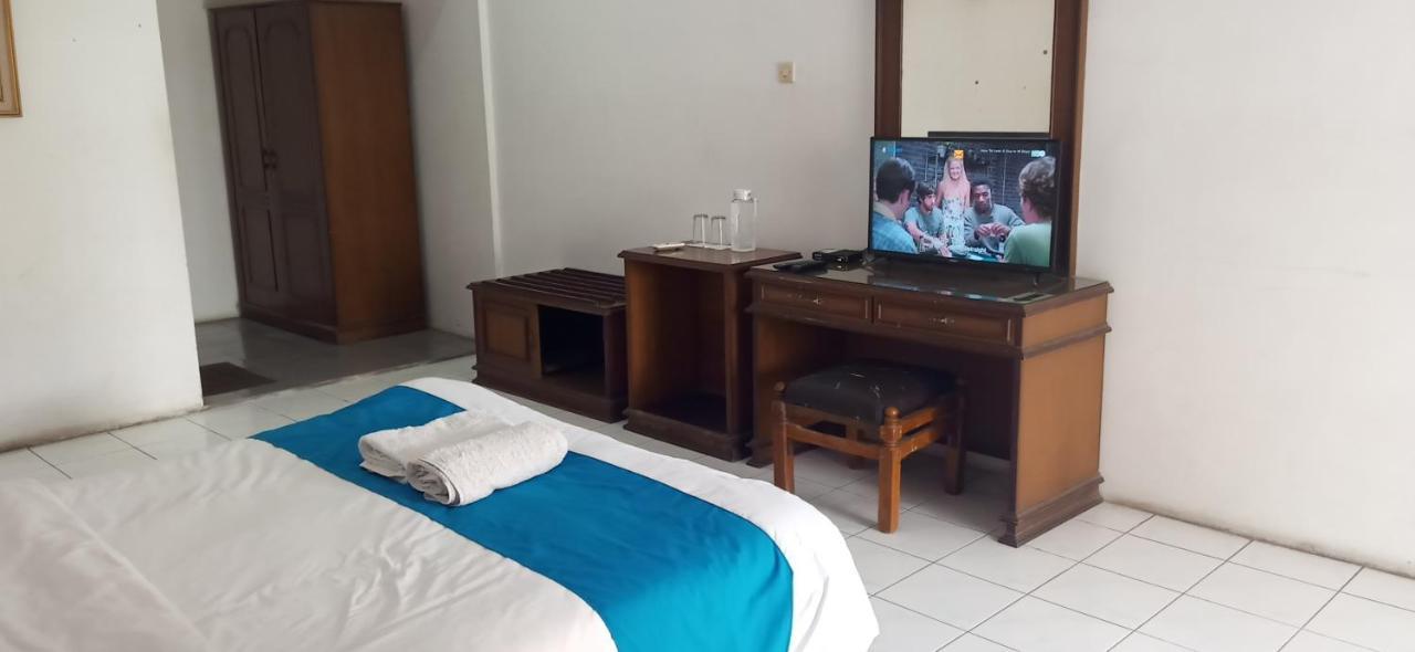 Hotel Sanashtri By Shm Bonorejo Kültér fotó